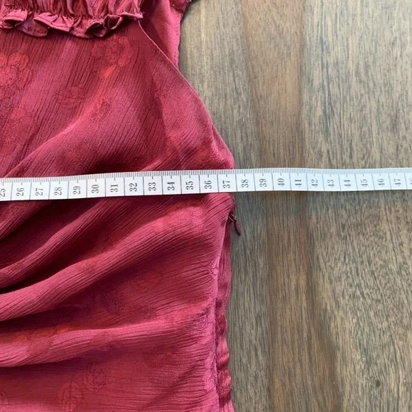 NWT Max Studio Dress Maxi Ruffled Hem Size XS Burgundy Raspberry Color - Picture 12 of 16